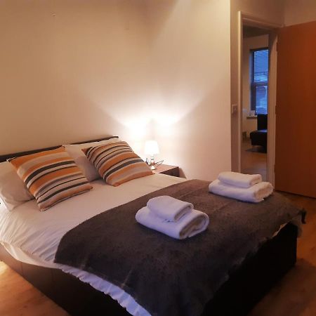 Yarmouth Apartments, Street Permit Parking, Close To Everything, Beach, Pier, Free Wifi غريت يورماوث المظهر الخارجي الصورة