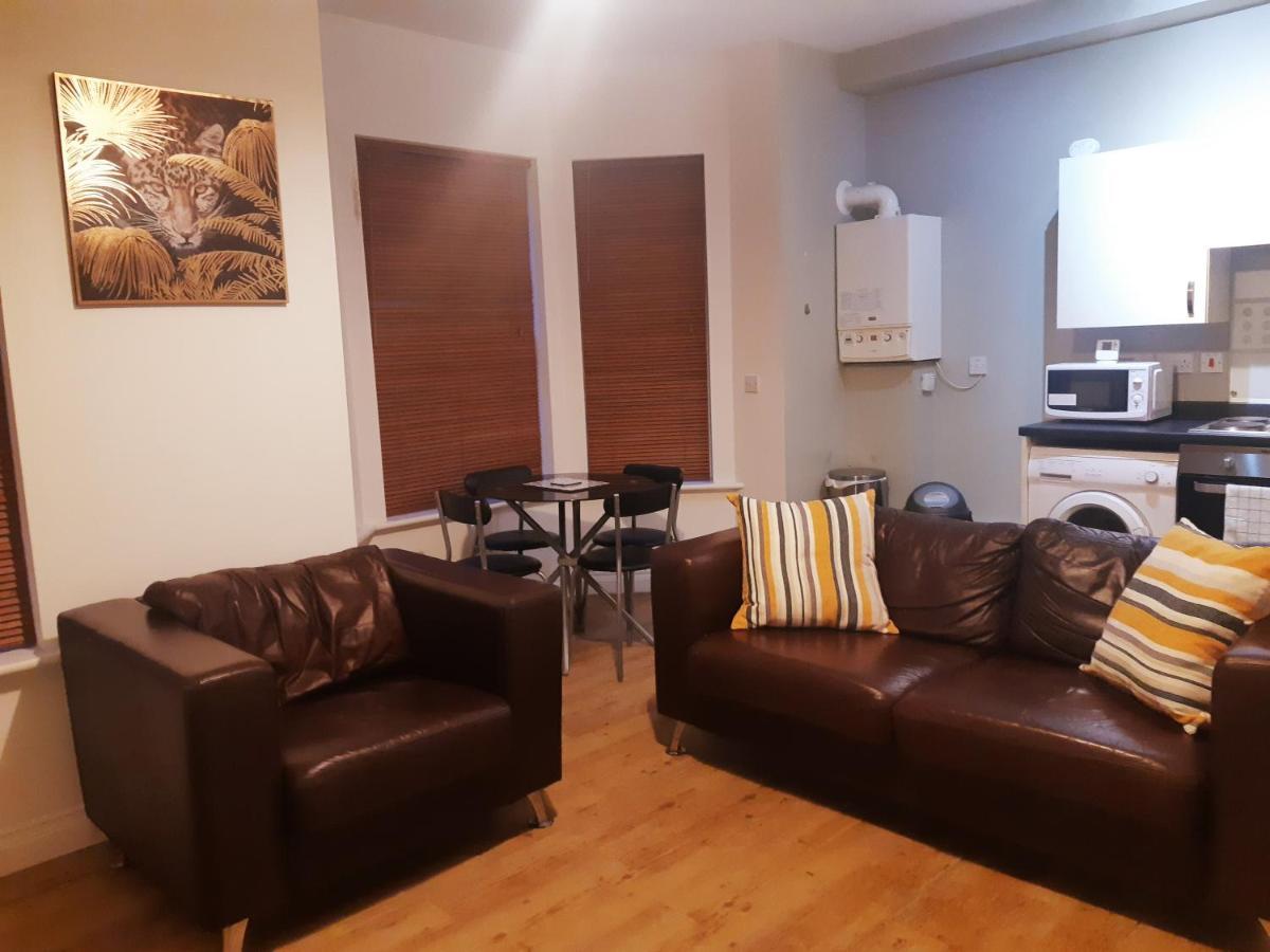 Yarmouth Apartments, Street Permit Parking, Close To Everything, Beach, Pier, Free Wifi غريت يورماوث المظهر الخارجي الصورة