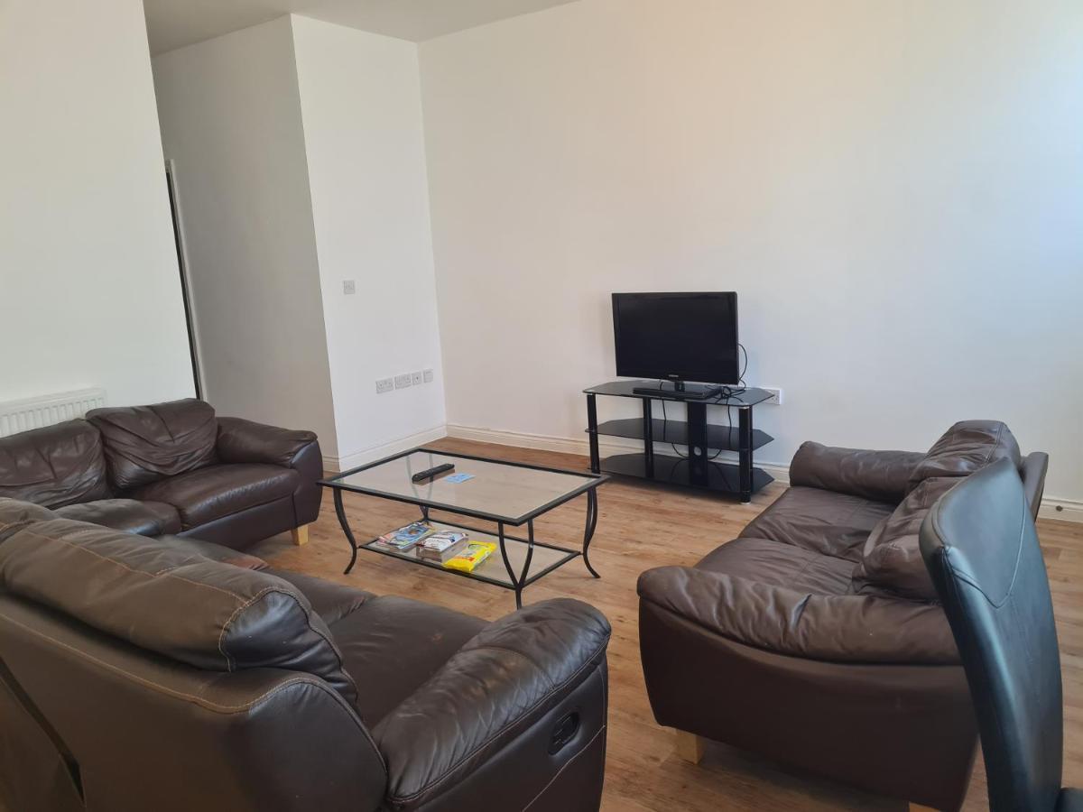 Yarmouth Apartments, Street Permit Parking, Close To Everything, Beach, Pier, Free Wifi غريت يورماوث المظهر الخارجي الصورة