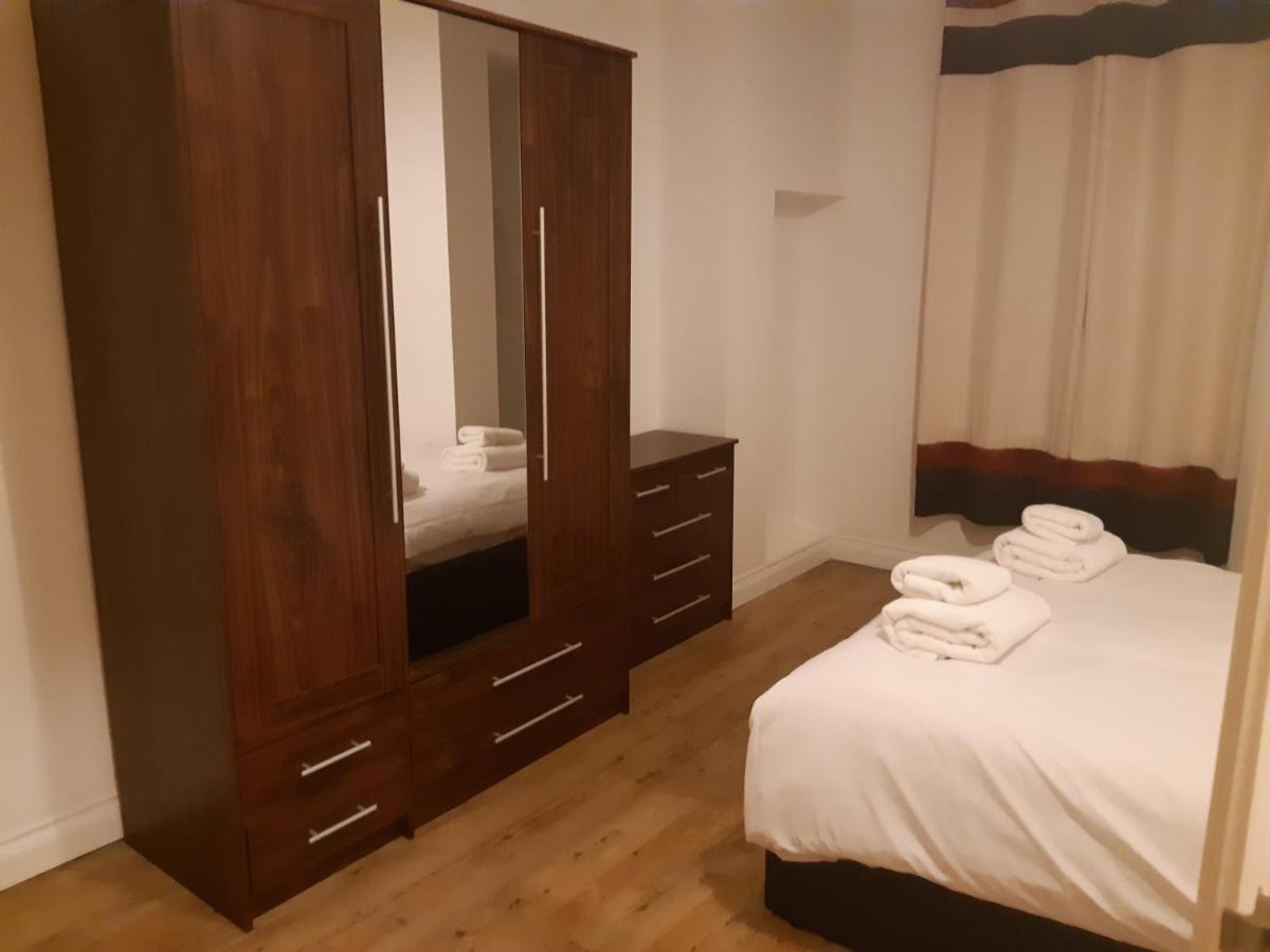 Yarmouth Apartments, Street Permit Parking, Close To Everything, Beach, Pier, Free Wifi غريت يورماوث المظهر الخارجي الصورة