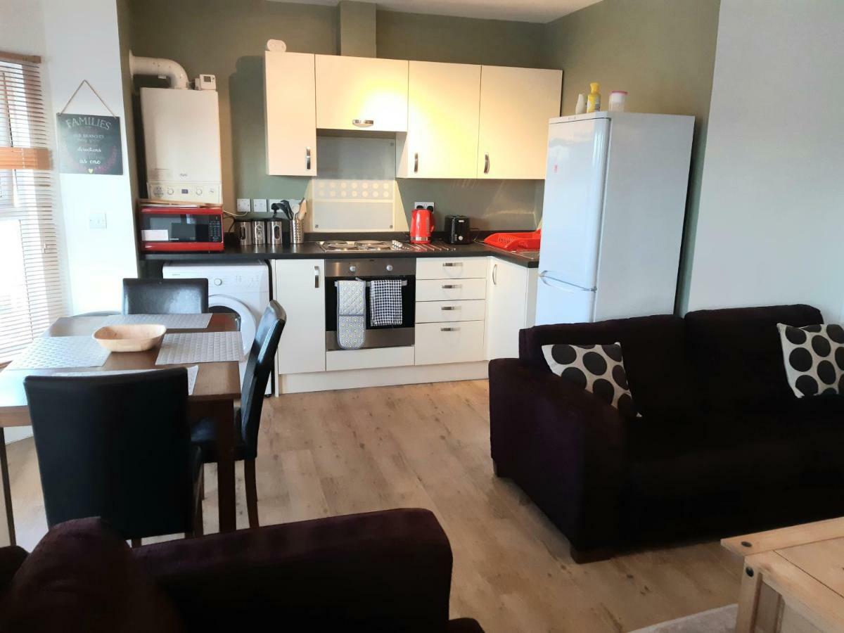 Yarmouth Apartments, Street Permit Parking, Close To Everything, Beach, Pier, Free Wifi غريت يورماوث المظهر الخارجي الصورة